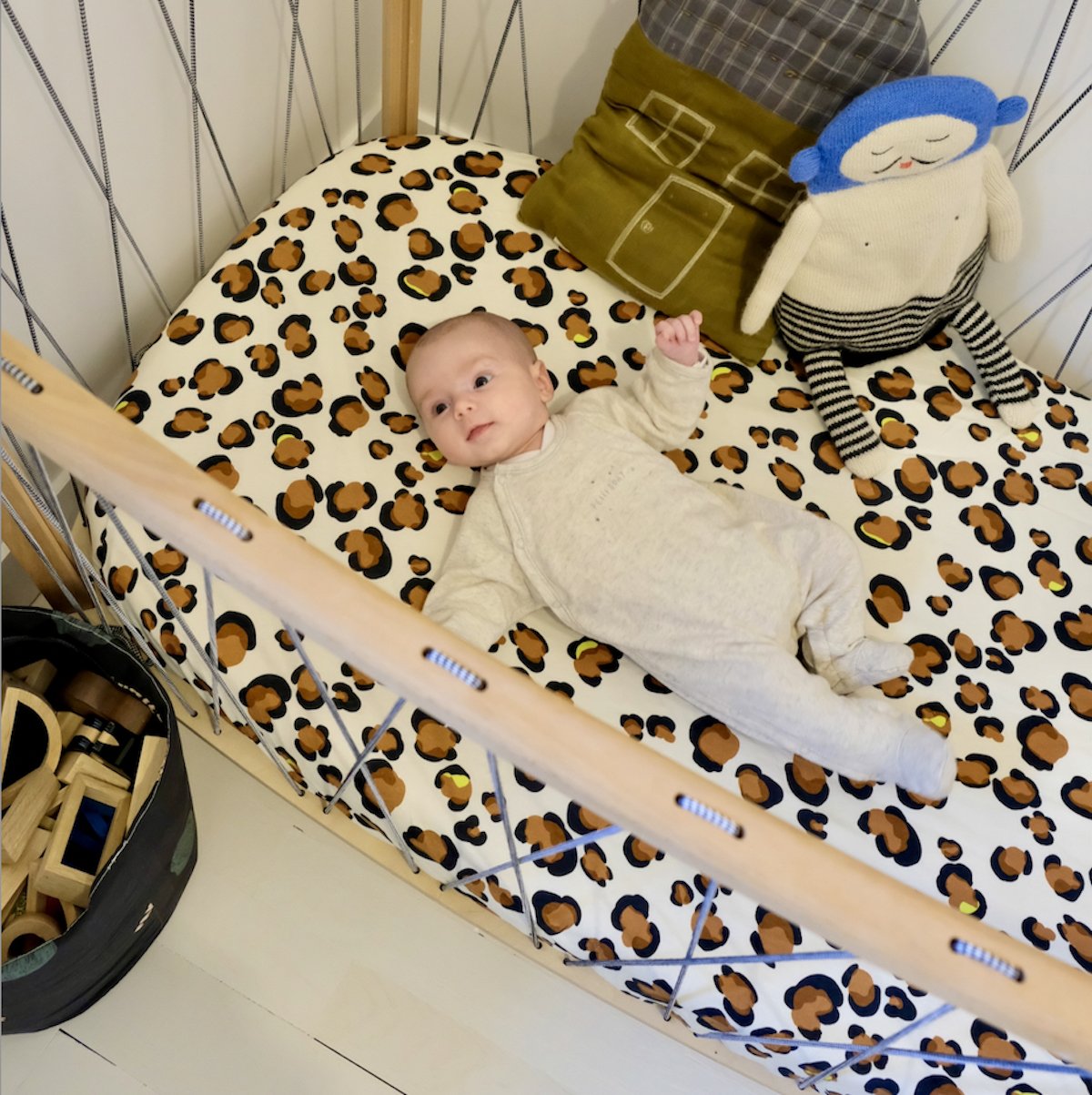 drap housse jersey bébé motif leopard