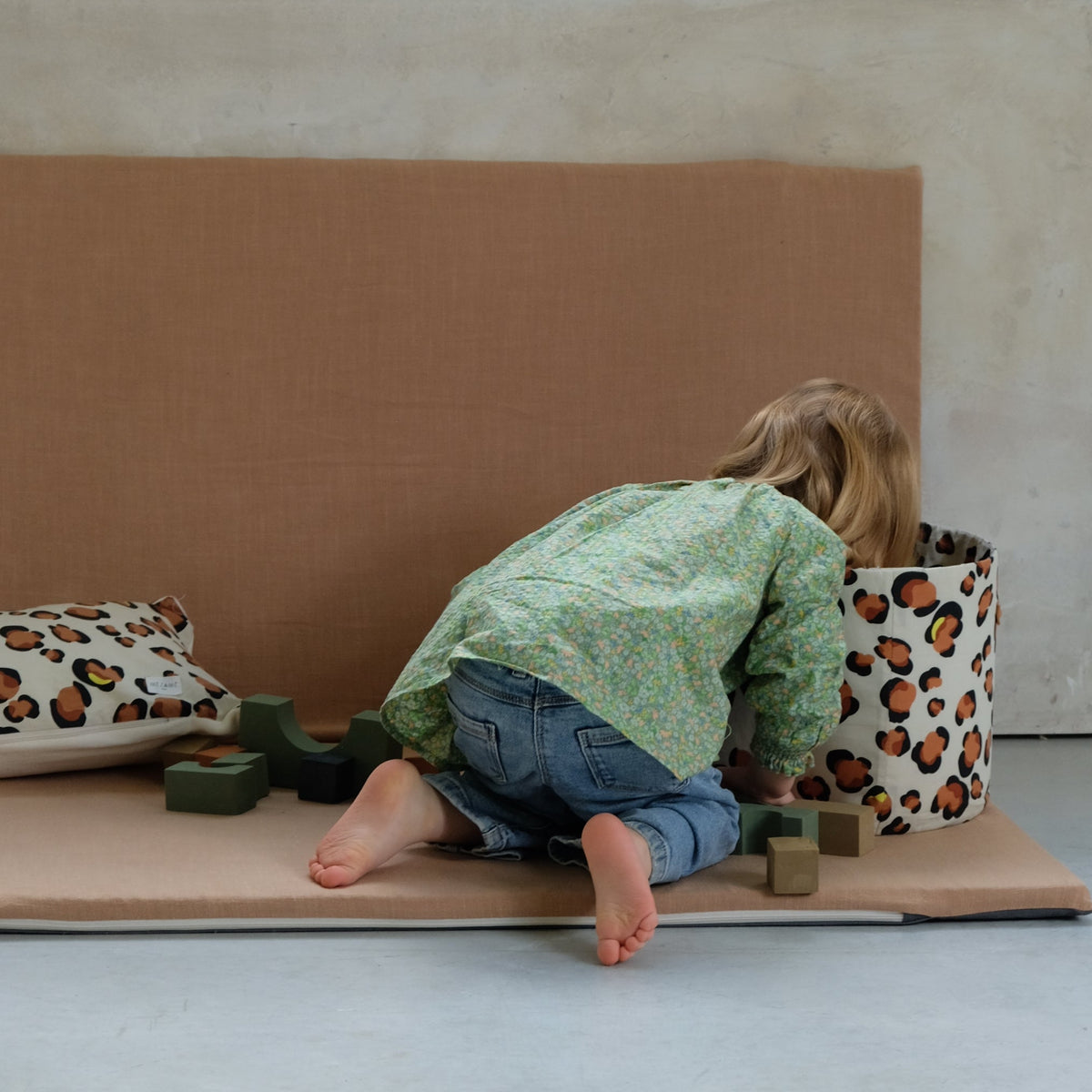 petit panier de rangement jouets enfants chambres motif léopard 