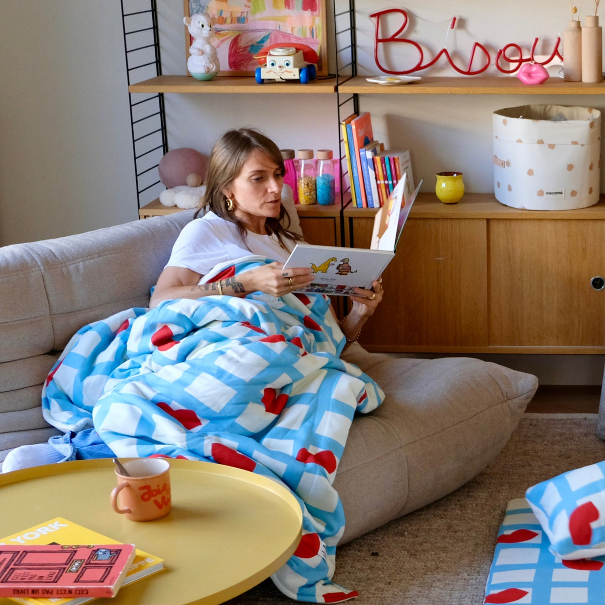 super soft maxi blanket fleece-effect collab mathilde cabanas 
