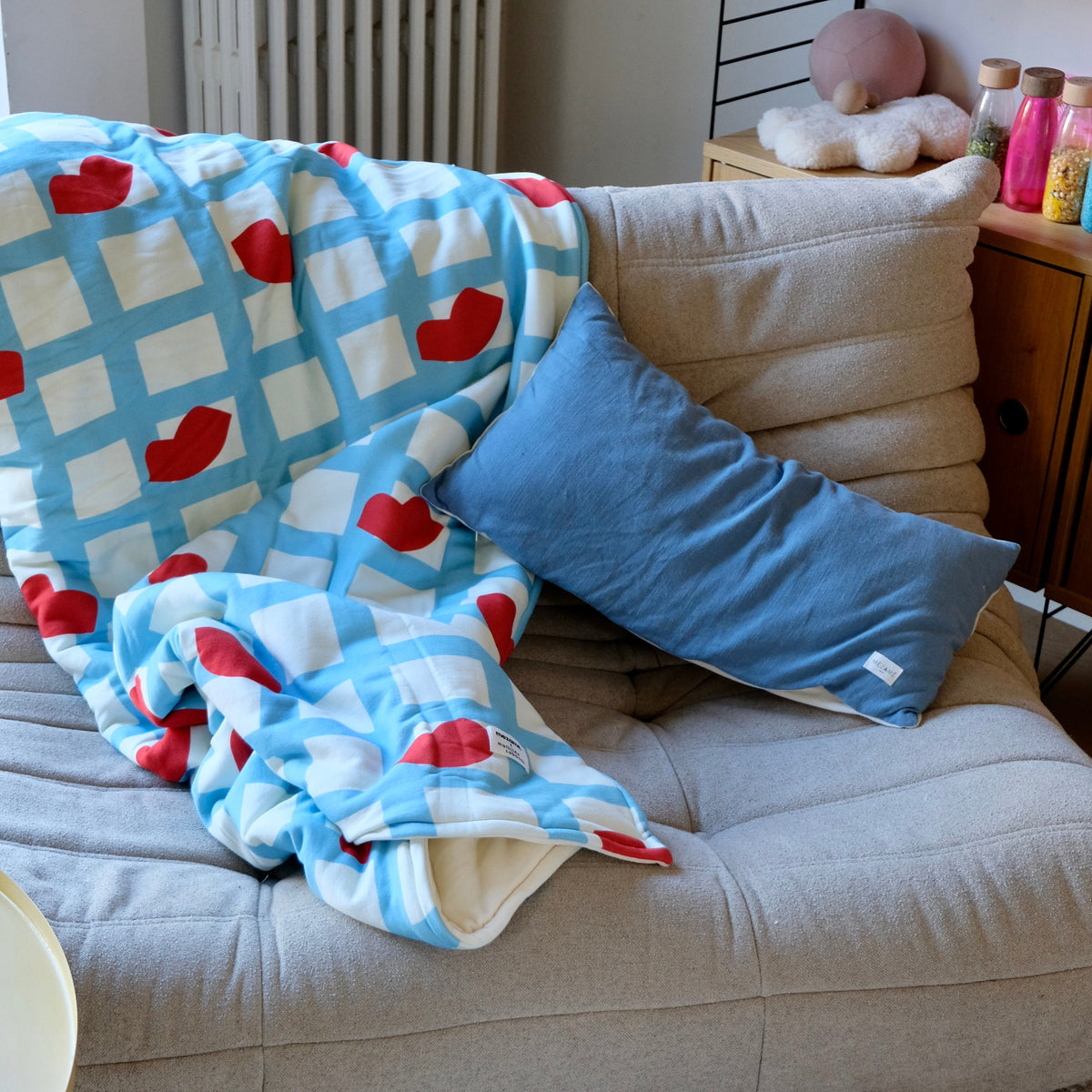 super soft maxi blanket fleece-effect collab mathilde cabanas 