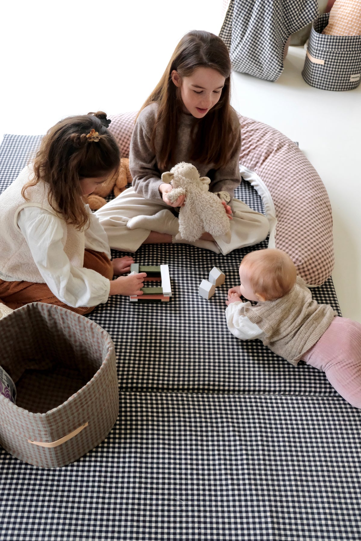Vichy Rhubarbe Nursing Pillow