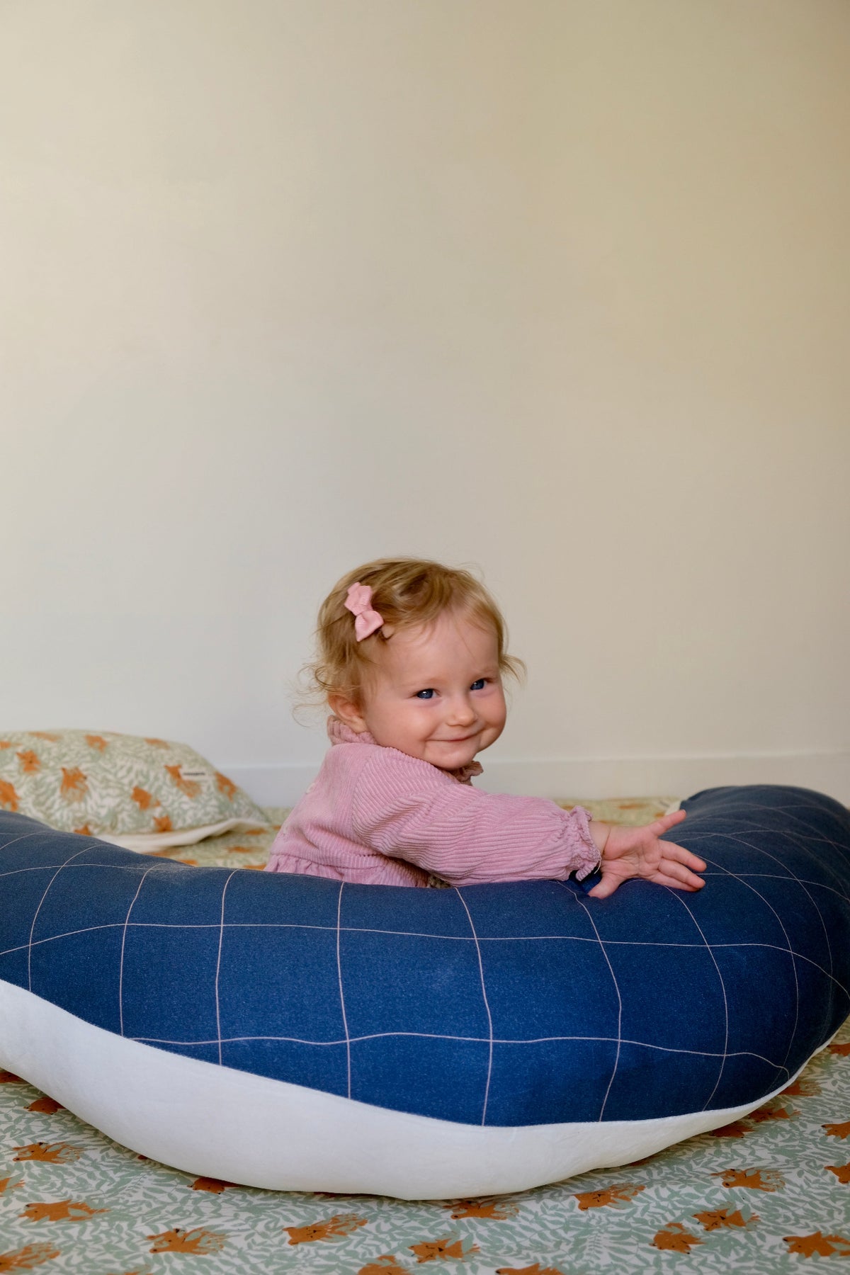 Grid Nursing Pillow