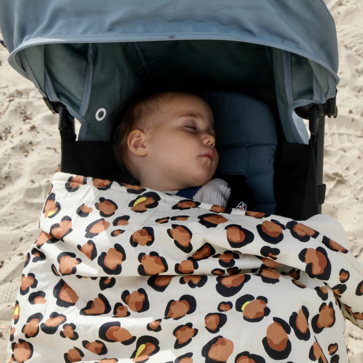 super soft children's travel blanket with leopard print 