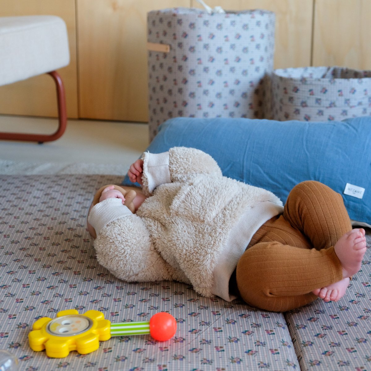 bezug spielmatte frühförderung motorik und spiele baby kind blumen- und karomuster
