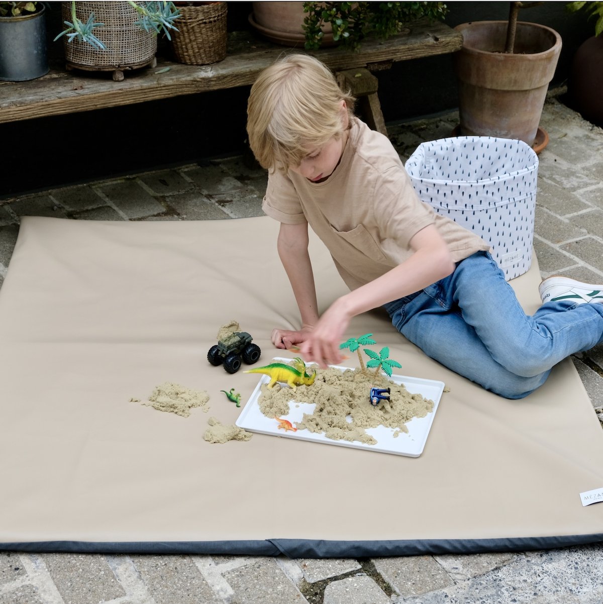 waterproof slip-on cover for baby and toddler DIY play mat 
waterproof plain beige sesame
 