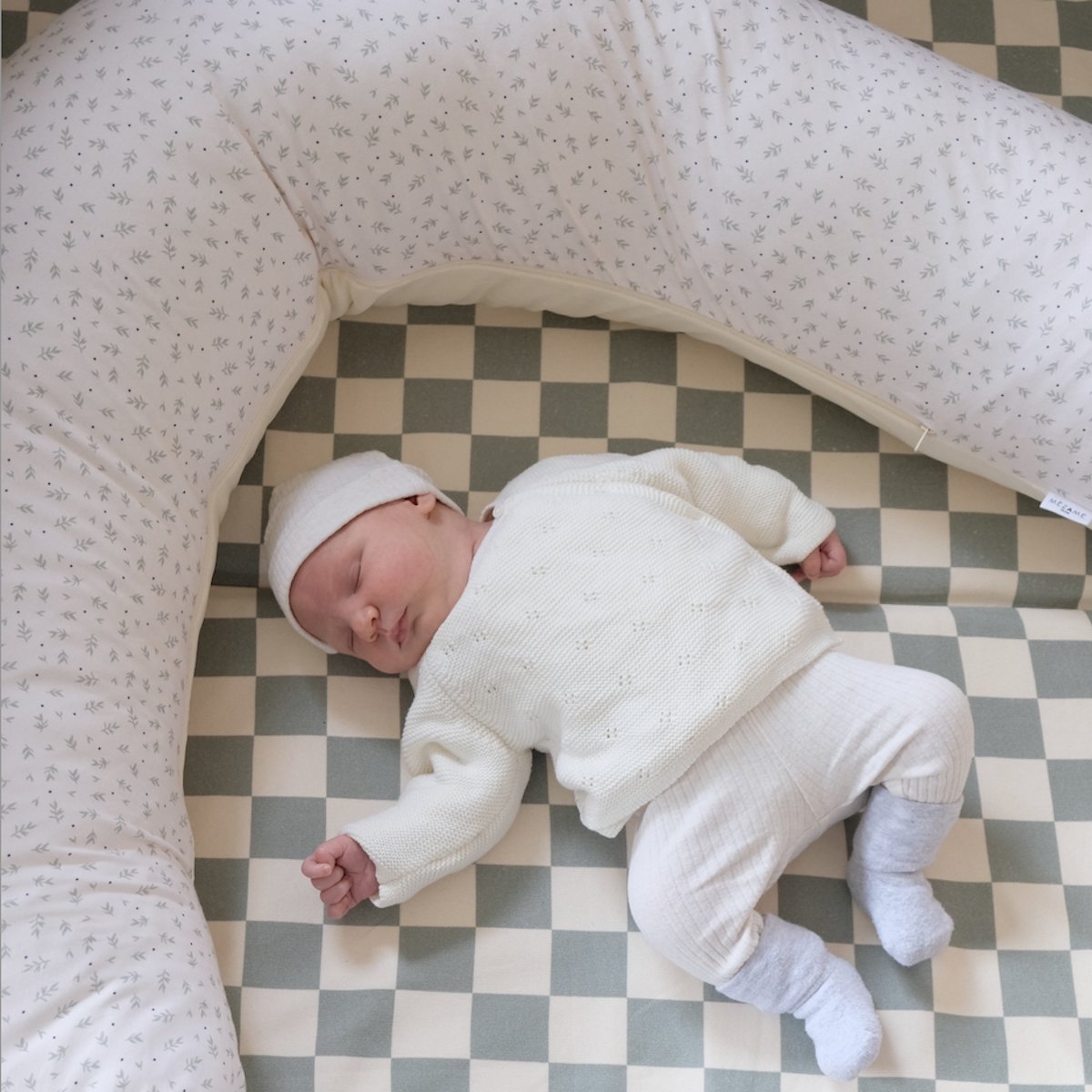 coussin d'allaitement maman bebe jersey tout doux cueillette milk