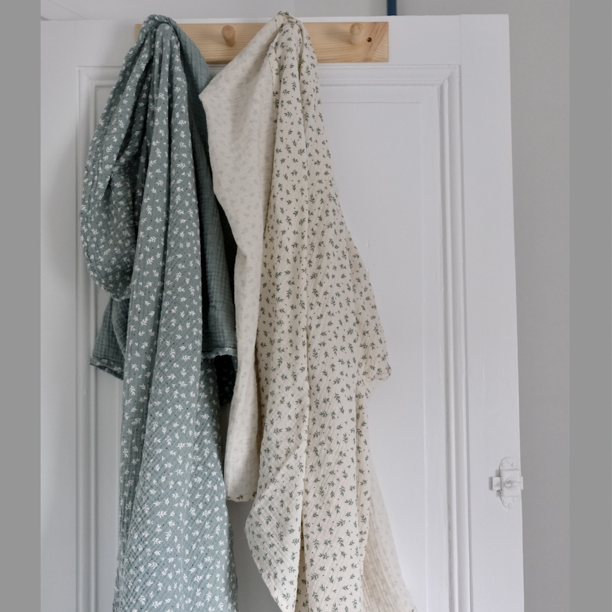 large format muslin towel 