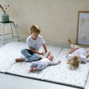 XXL large format baby and toddler sensory play and motor skills mat Tartine&Chocolat collaboration grey 