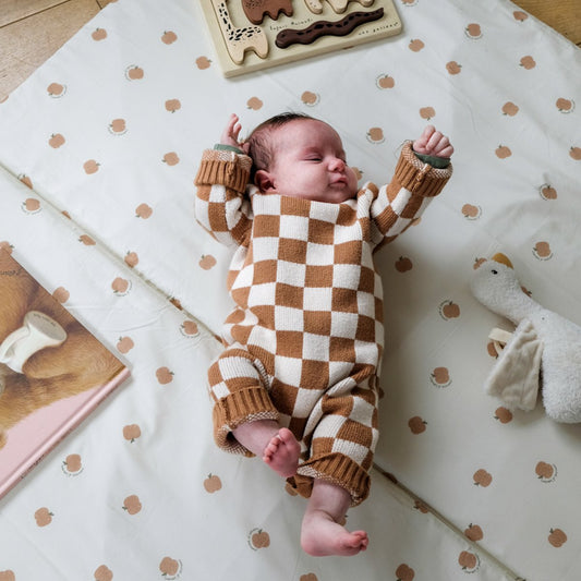 baby and child play and motor skills mat toffee apple pattern 