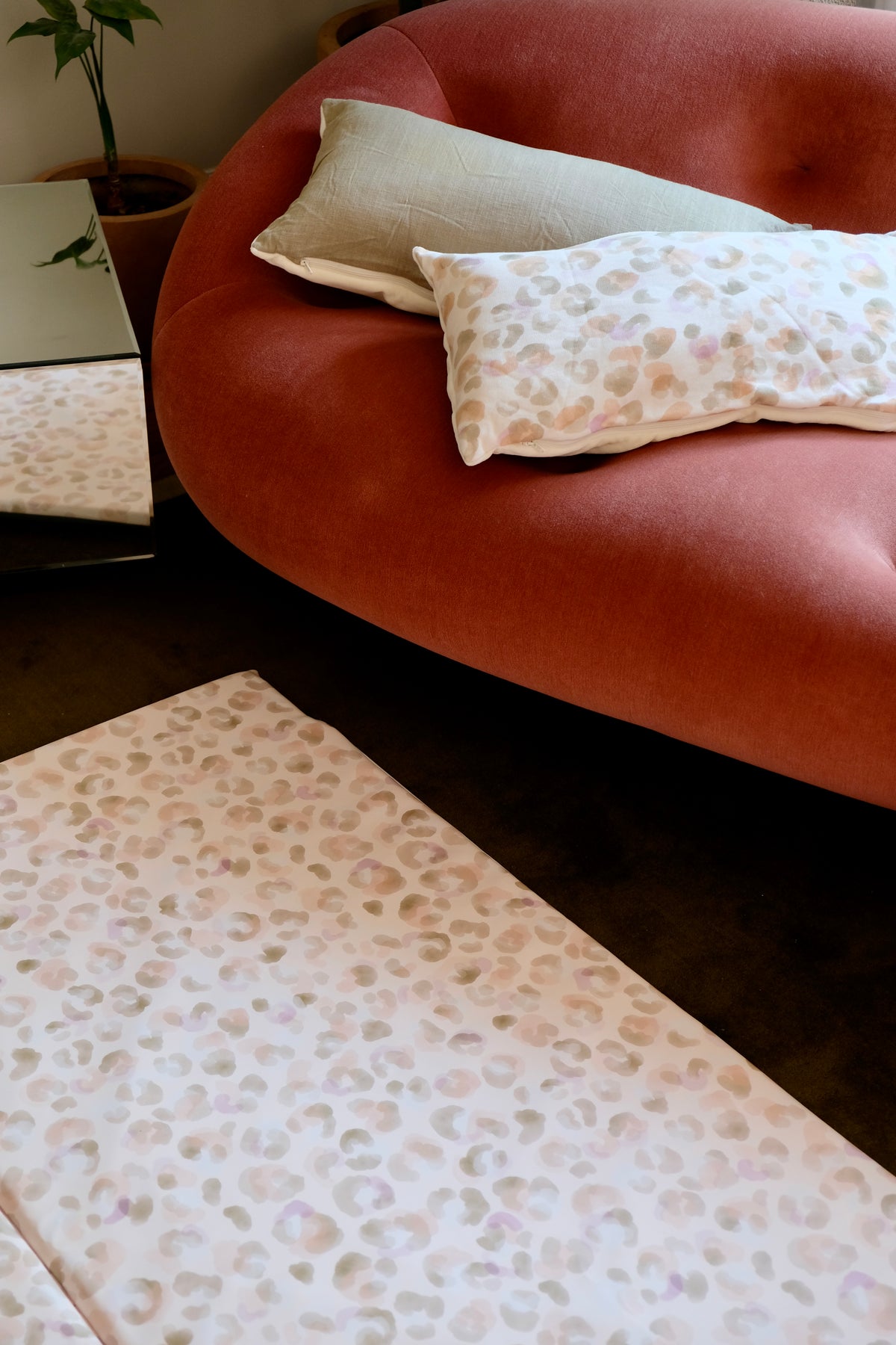 Fauve +One Cushion